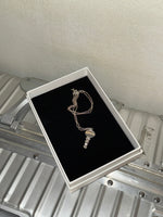 Sparked key pendant necklace / AL735SV