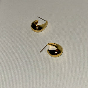 Clean drop earrings (gold)